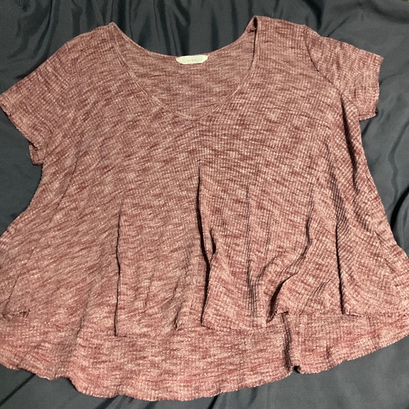 Lush Tops - LUSH swing shirt, sort sleeve. Burgundy and white. W79